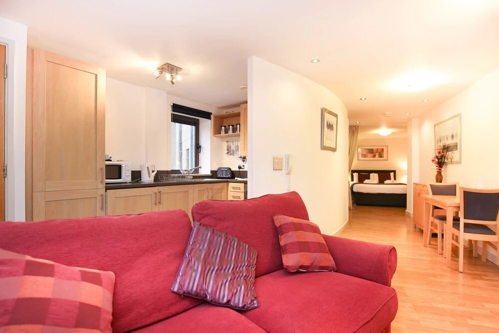 Baltic Quay Apartments Week2Week