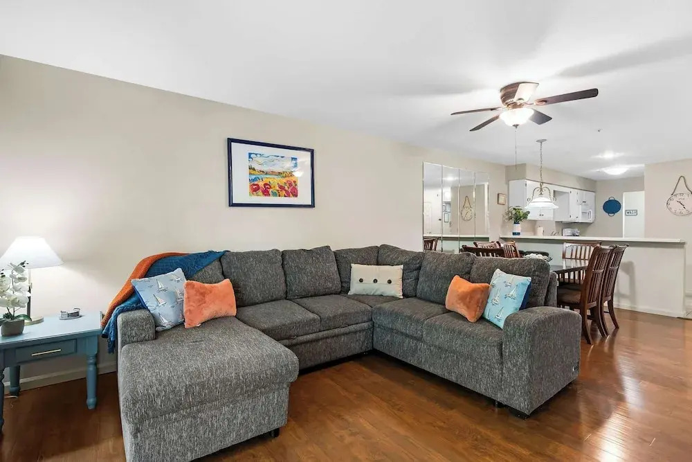 Ron's Retreat Stay for 6 With Resort Amenities