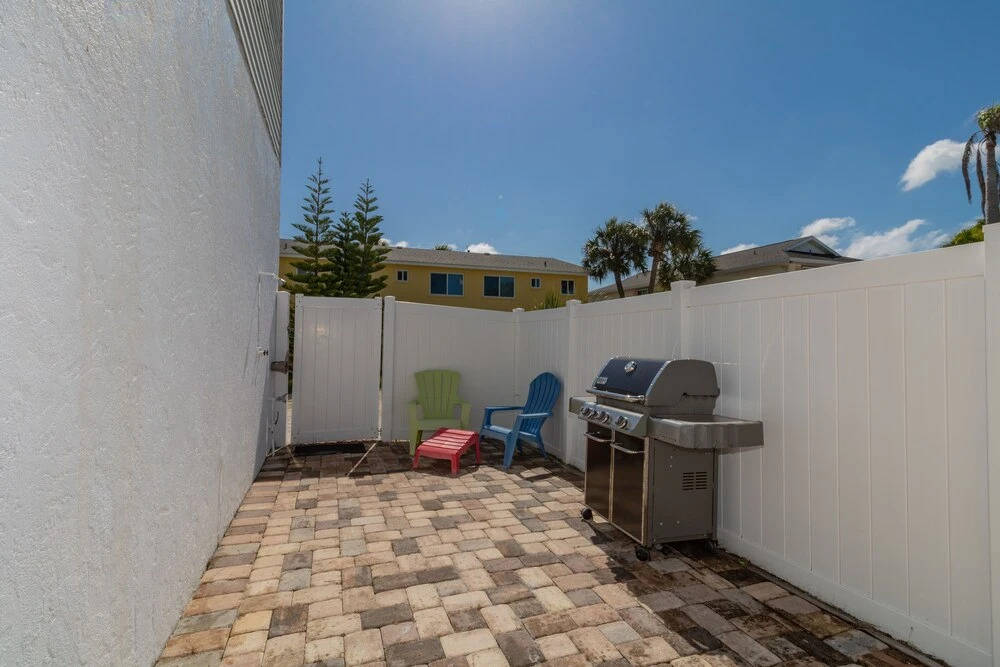 3 Bedrooms with Gulf Views Unit B Steps Away From Beach 3 Villa by RedAwning