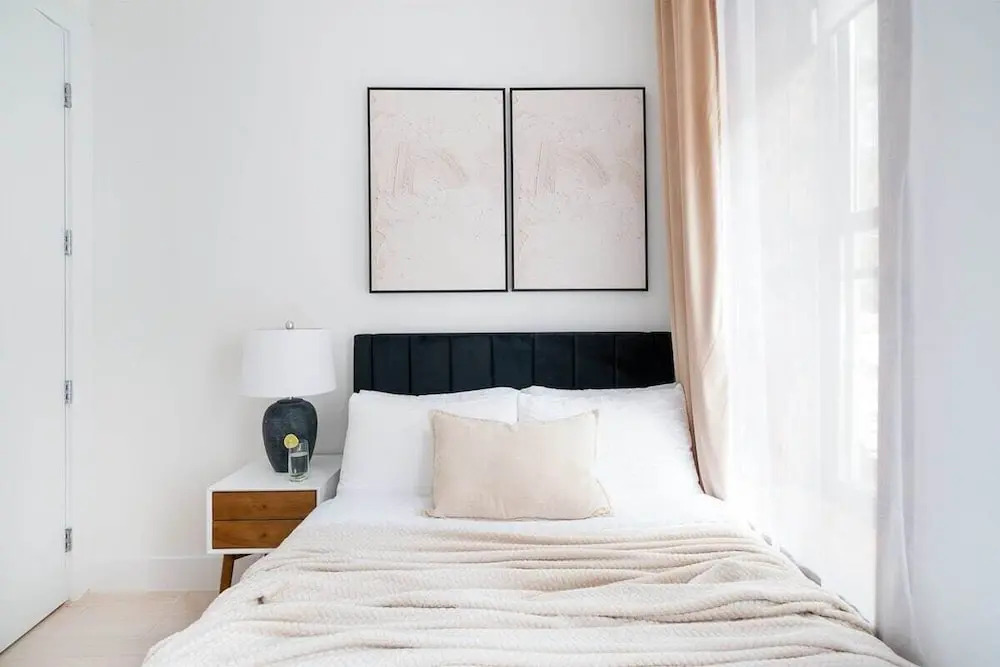 48 Midtown West Apt