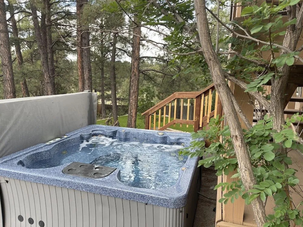 Sinagua Heights Flagstaff 4 Bedroom Home by RedAwning