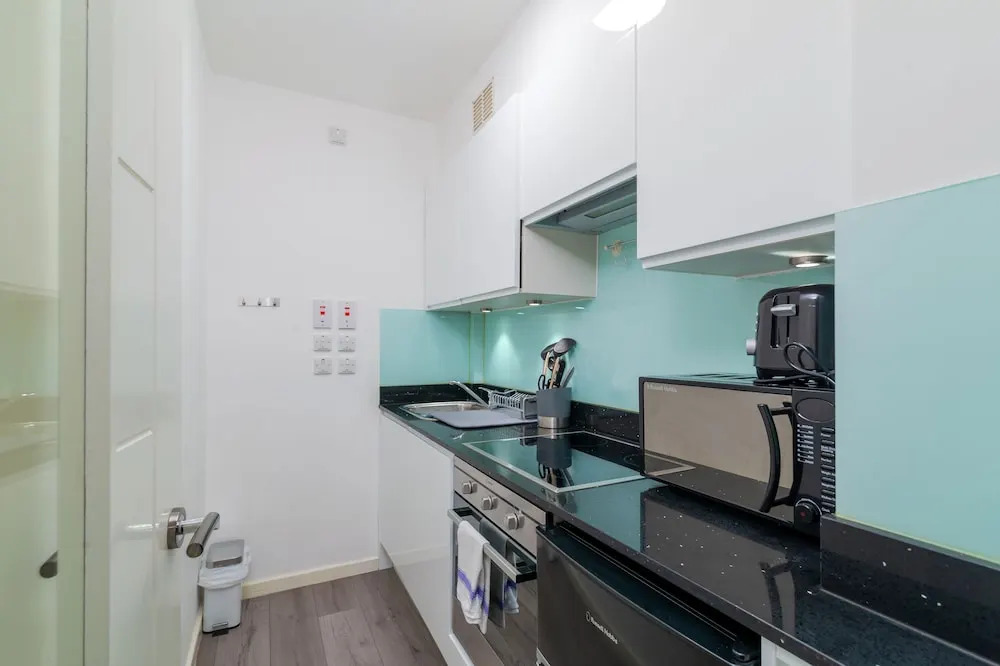 1 Bedroom For 2 In Covent Garden Central London