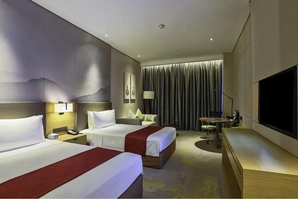 Holiday Inn Baoji Central by IHG