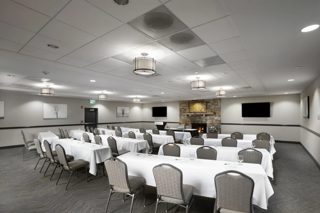 Holiday Inn Asheville East-Blue Ridge Pkwy by IHG