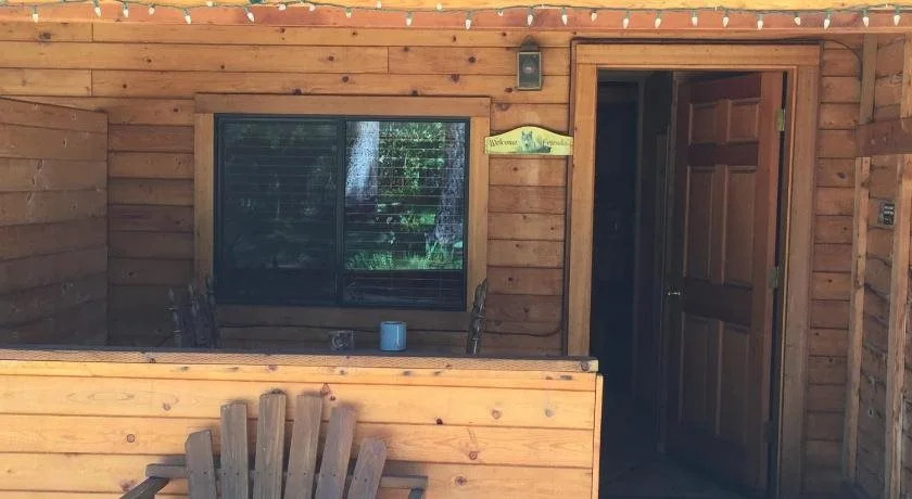 Holly's Place