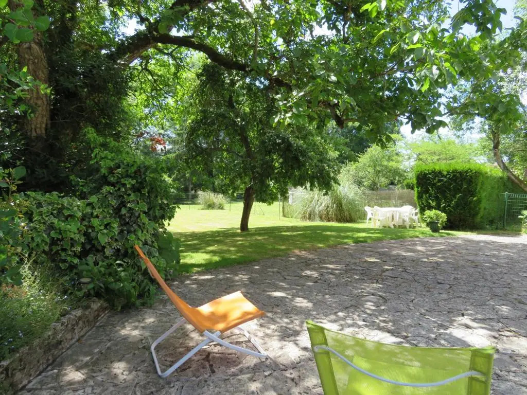 Maison Indépendante 5 Chambres avec Jardin - Animaux Bienvenus - FR-1-581-75