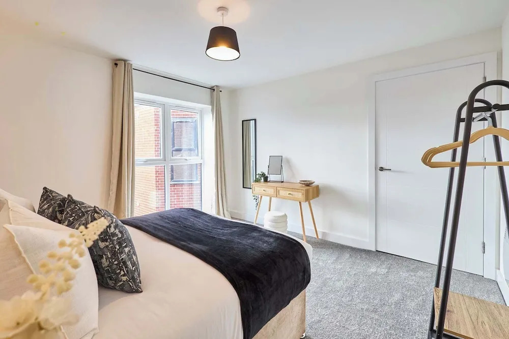 Host Stay 10 Queens Court