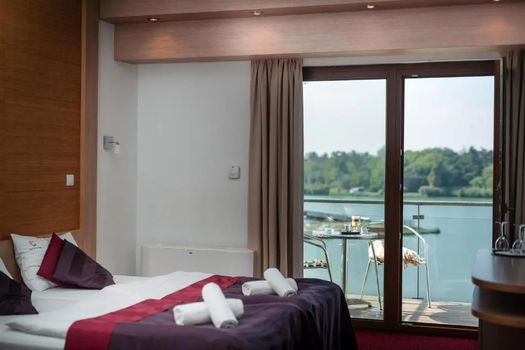 Hotel Corvus Aqua