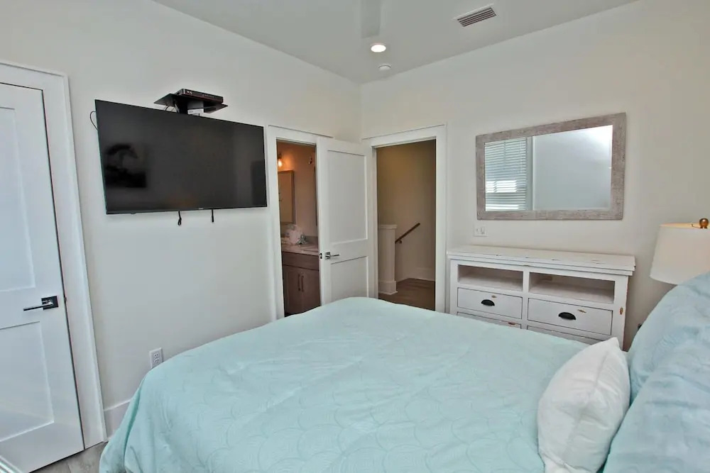West Side Cottages U