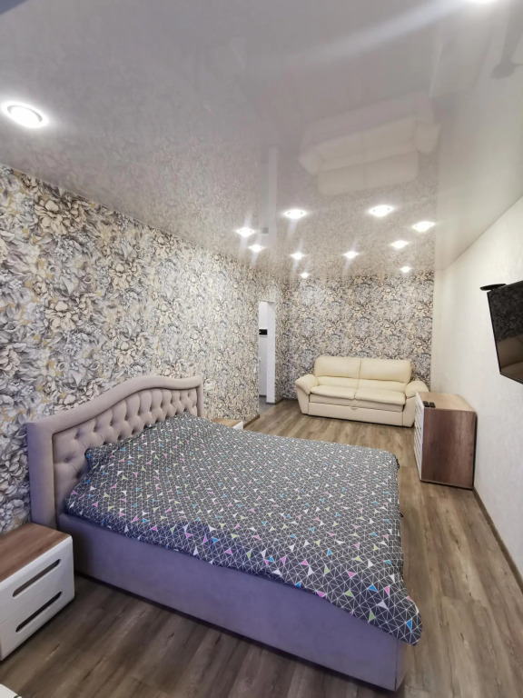 Apart Home Hotel (Апарт Хоум Отель) на улице Мира 17/6