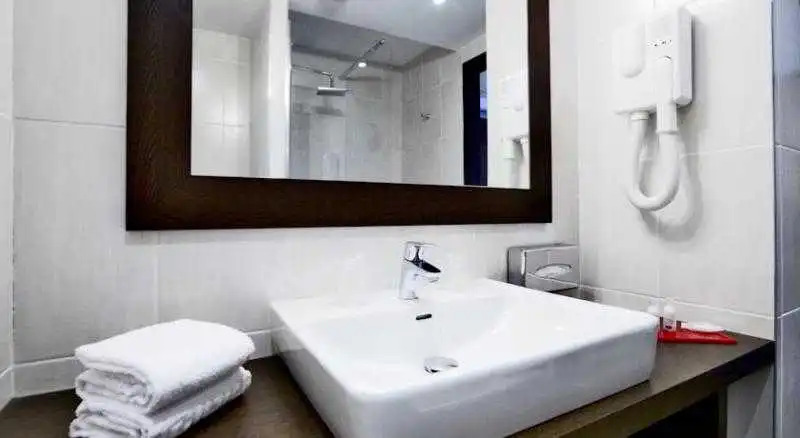 Hôtel Kyriad Design Enzo Thionville