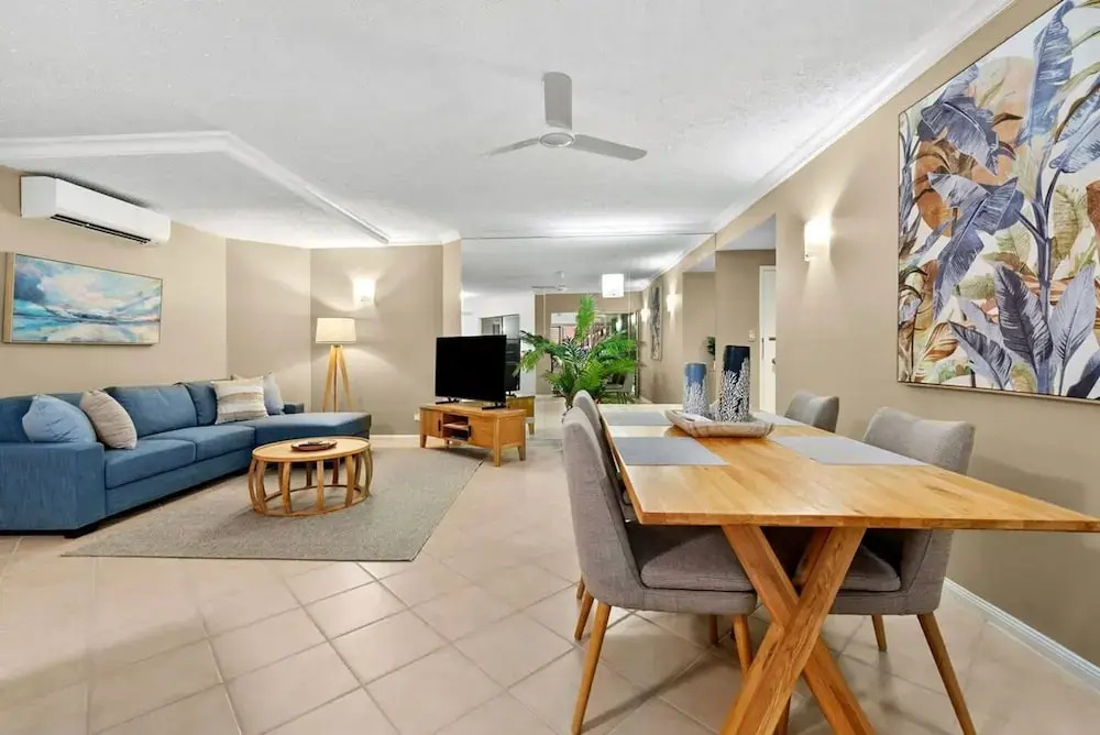 Reef Apartment Cairns - 4 Pools Resort BBQ