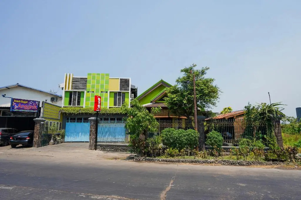 Rumah Singgah Anggrek Syariah RedPartner