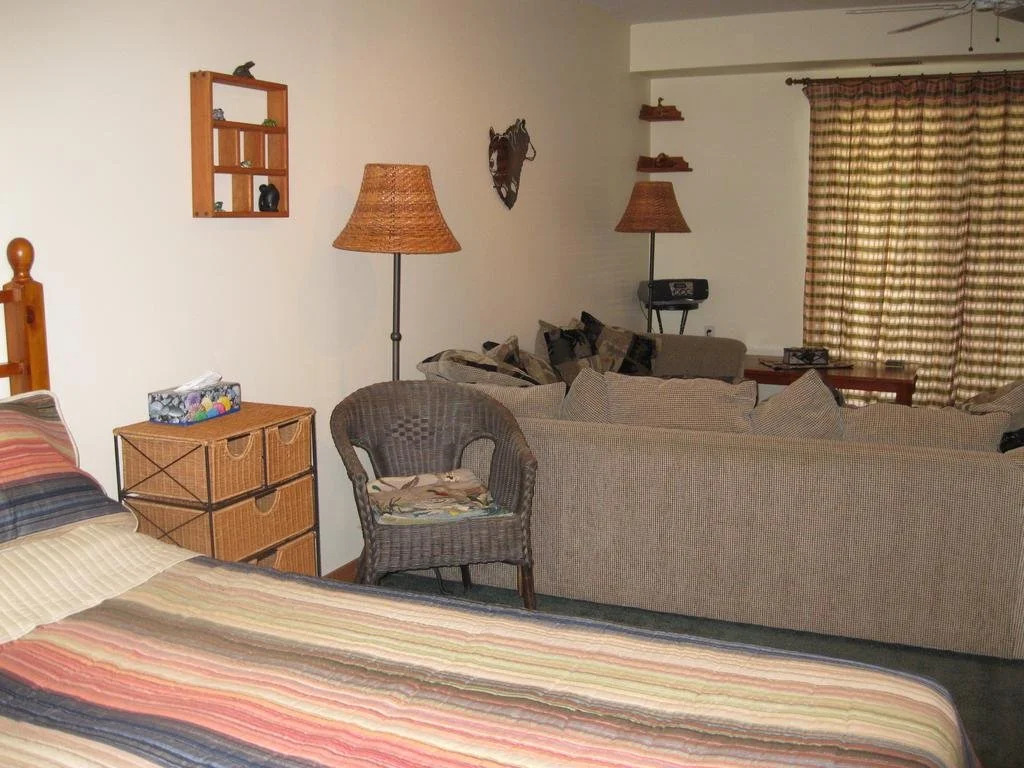 12 Mile Lake Bed and Breakfast