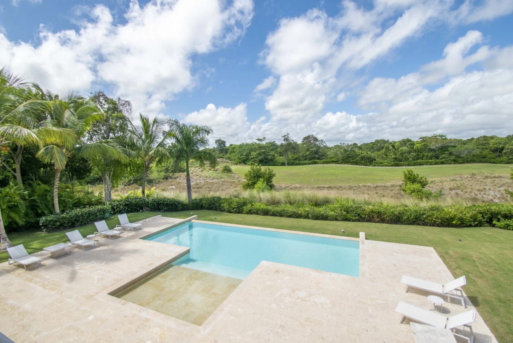 Golf-front Villa With Large Spaces Staff and Pool Situated in Luxury Beach Resort