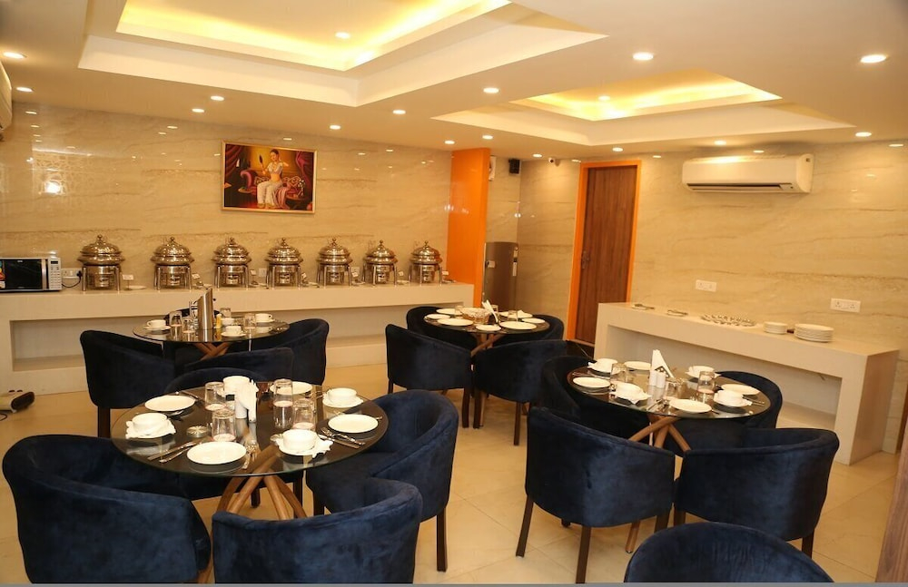Hotel Shyama International - IIT Delhi