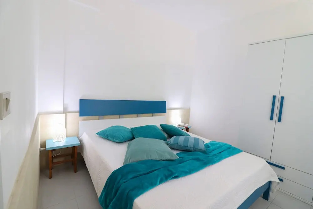 Casa Lucrezia Unique Sea View and Relaxation Near the Historic Centre