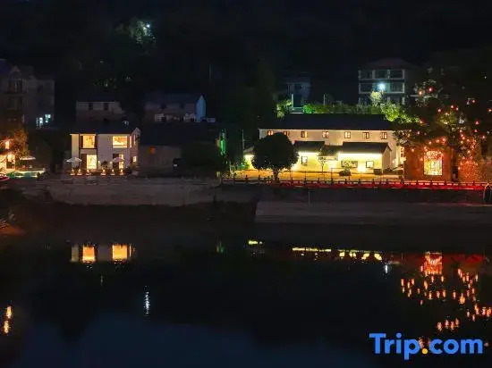 Jinyu Flower Hall Resort Homestay