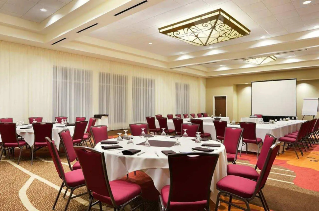 Hilton Garden Inn Auburn