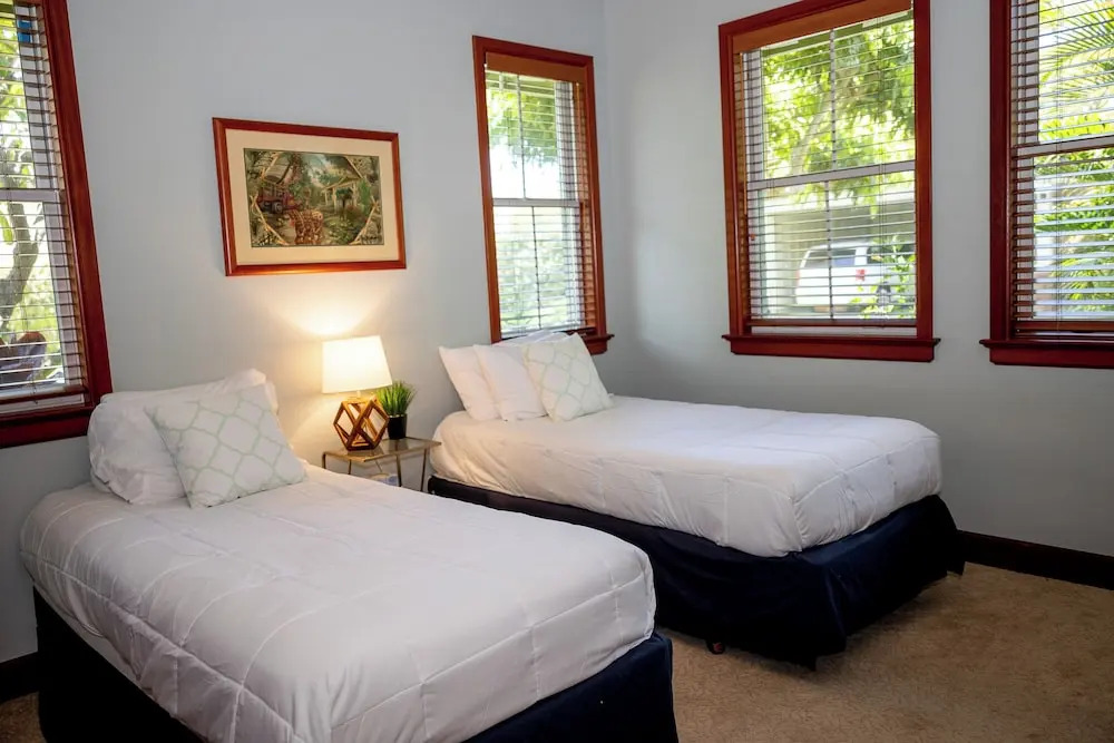 Kolea - Walk to Beach with Pool Access