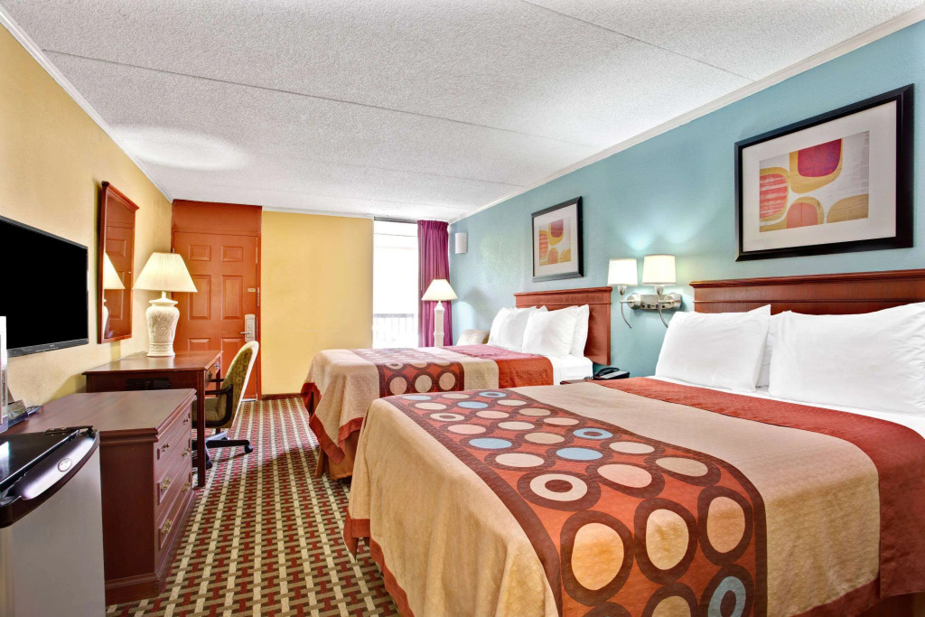 Super 8 by Wyndham Raleigh Downtown