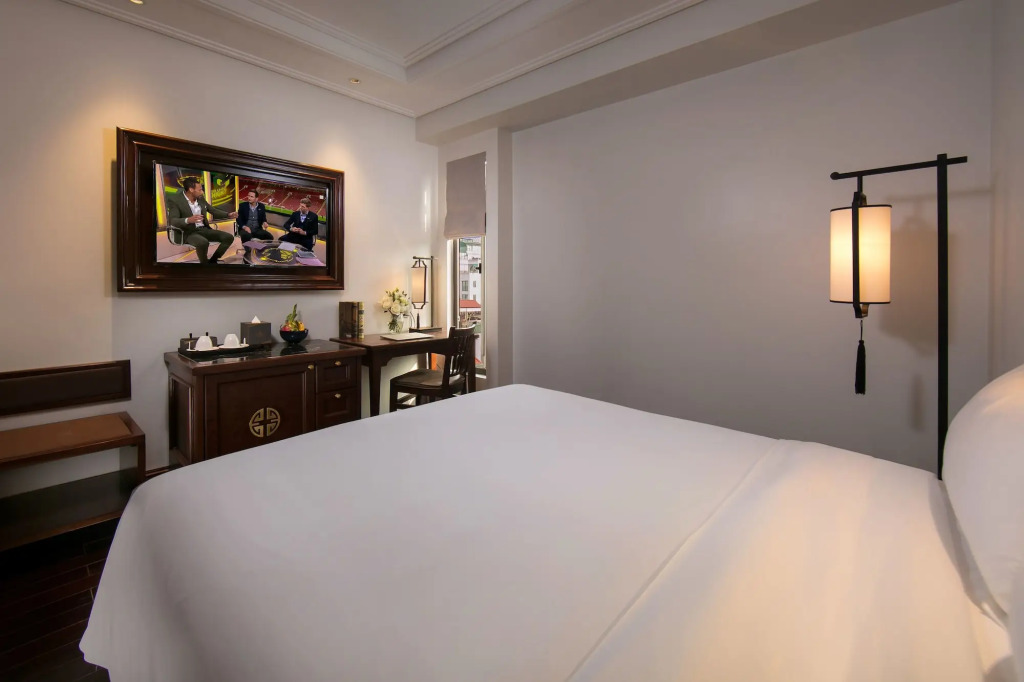 Lucien Hanoi Lakeside Hotel & Rooftop