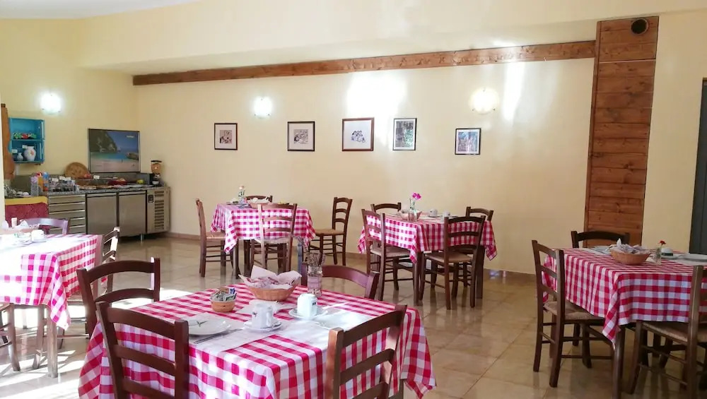 Hotel Santelene