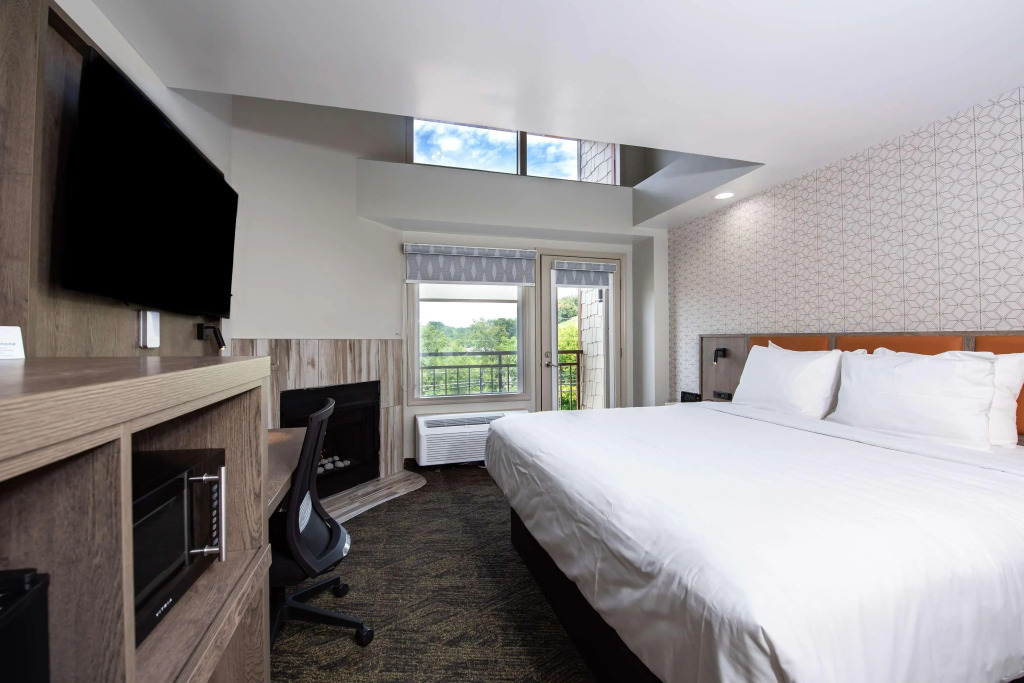 Best Western Plus Apple Valley Lodge Pigeon Forge