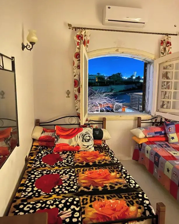 ڤيلا صف اول بحيرة , مارينا , العلمين