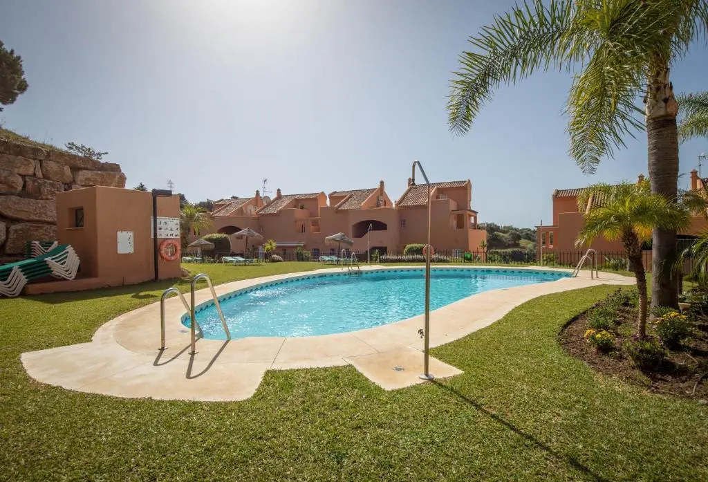 1 MARBELLA BEACH GoLF