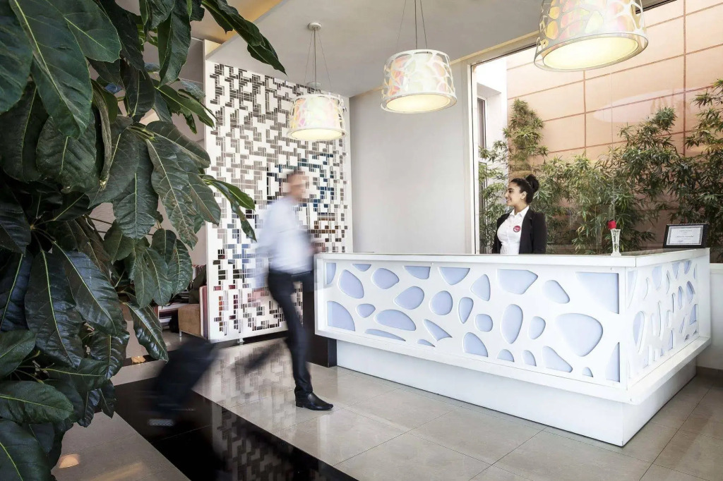 Relax Hotel Kenitra