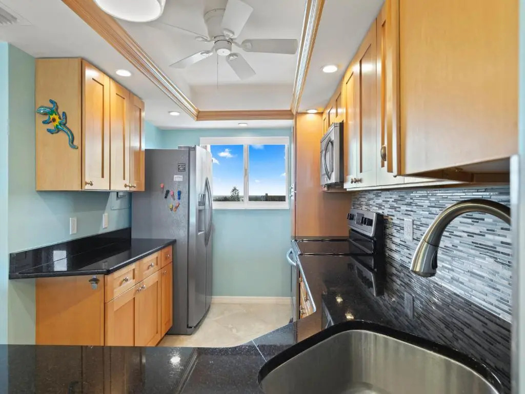 Sun Caper 808, 2 Bedrooms, Sleeps 4, Gulf Front, Heated Pool, Elevator
