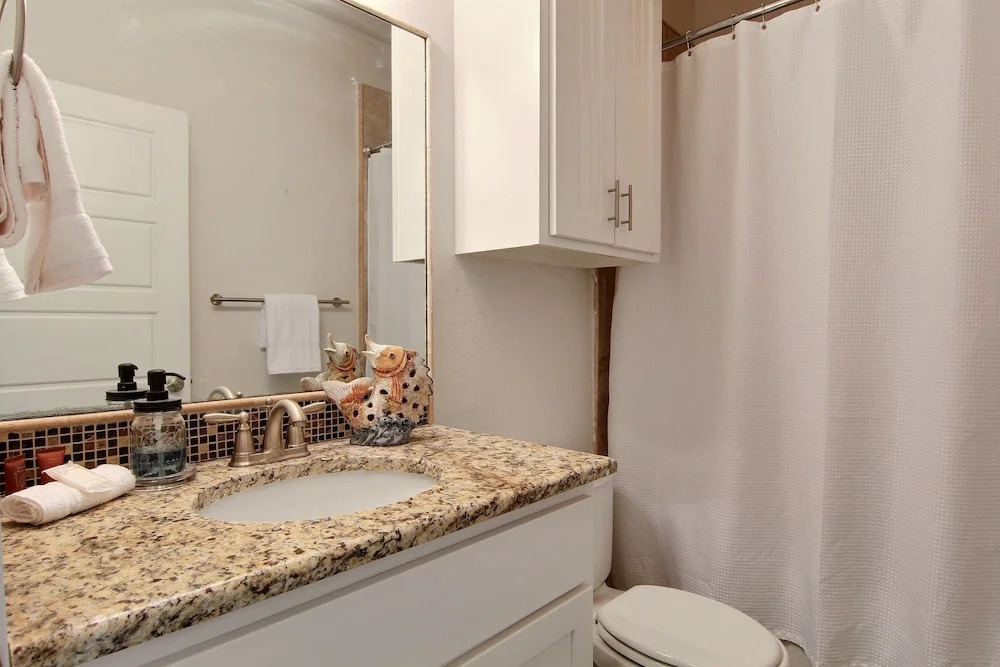 Getaway 3 Bedrooms 3.5 Bathrooms Townhouse