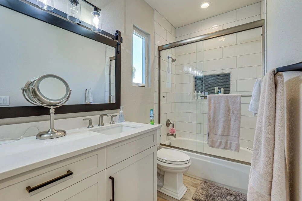LA Costa Valley Newly Remodeled Gem