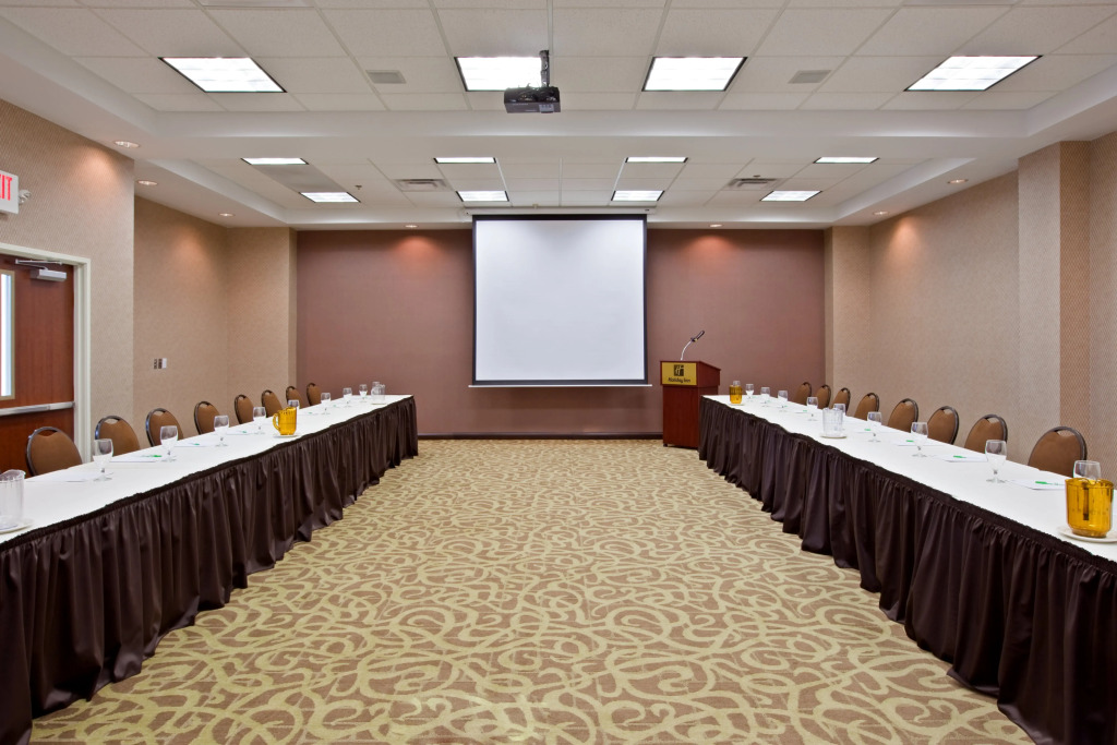 Holiday Inn Florence by IHG