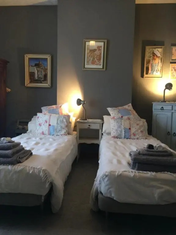 Stylish room near seafront