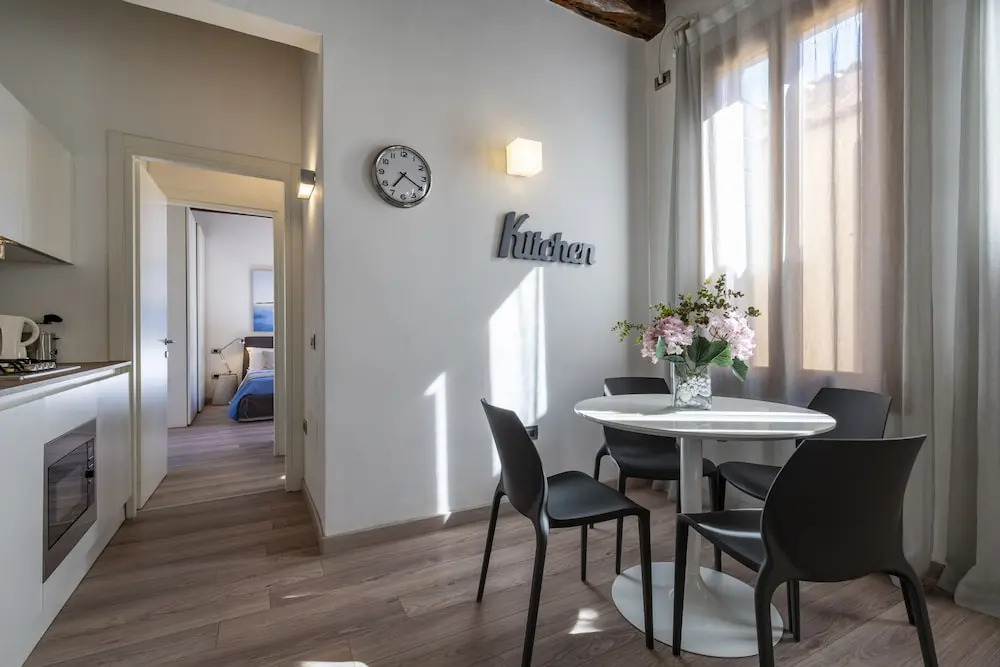 Sea to Sky Apartments by Wonderful Italy