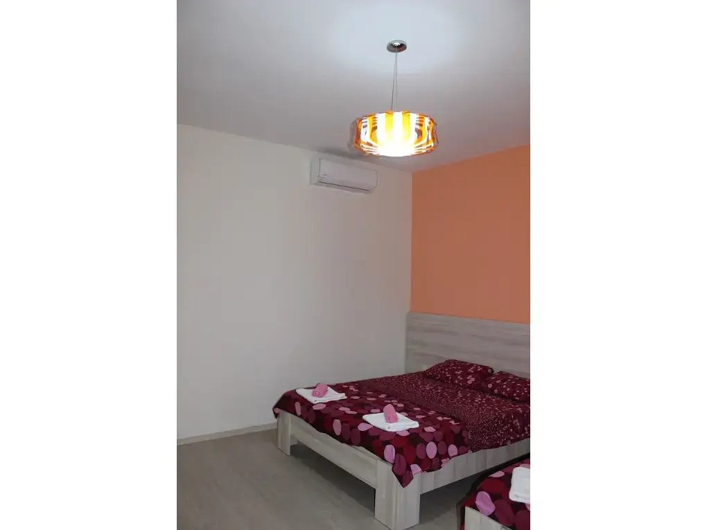 Отель Hotel 7