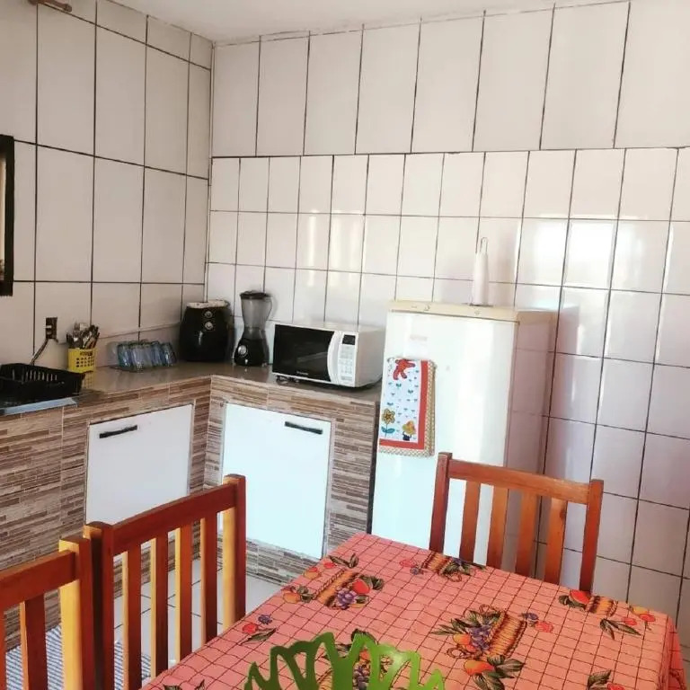 Casa completa a 800 mts da praia