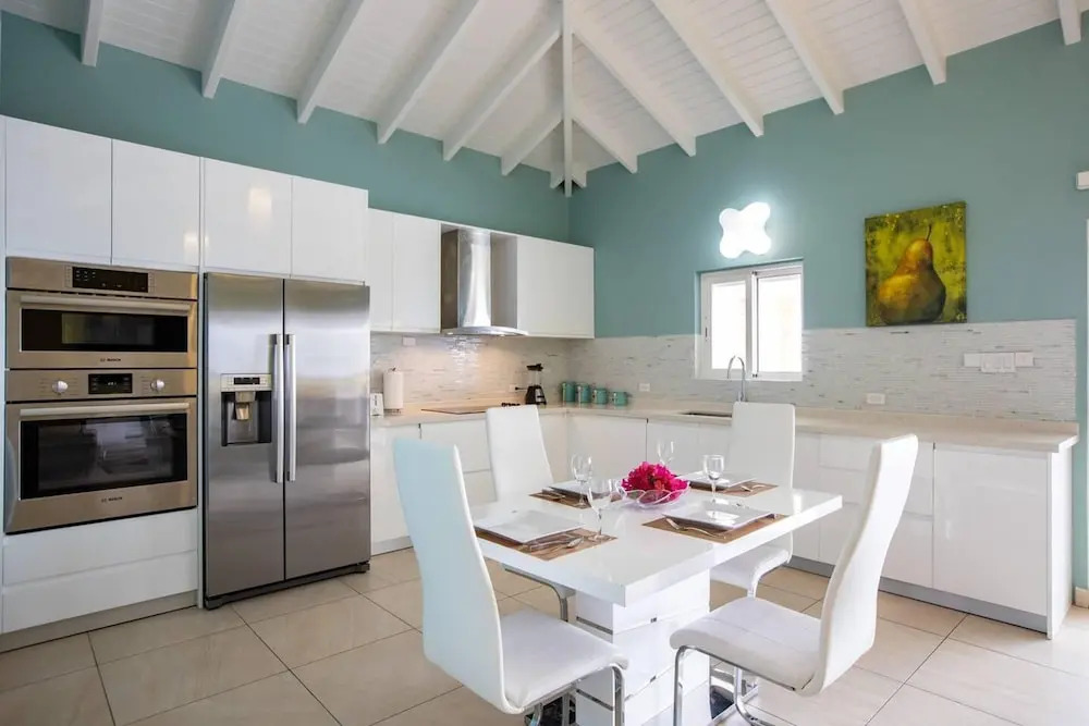 3 Bed Villa Sleeps 6 Pool Priv Patio
