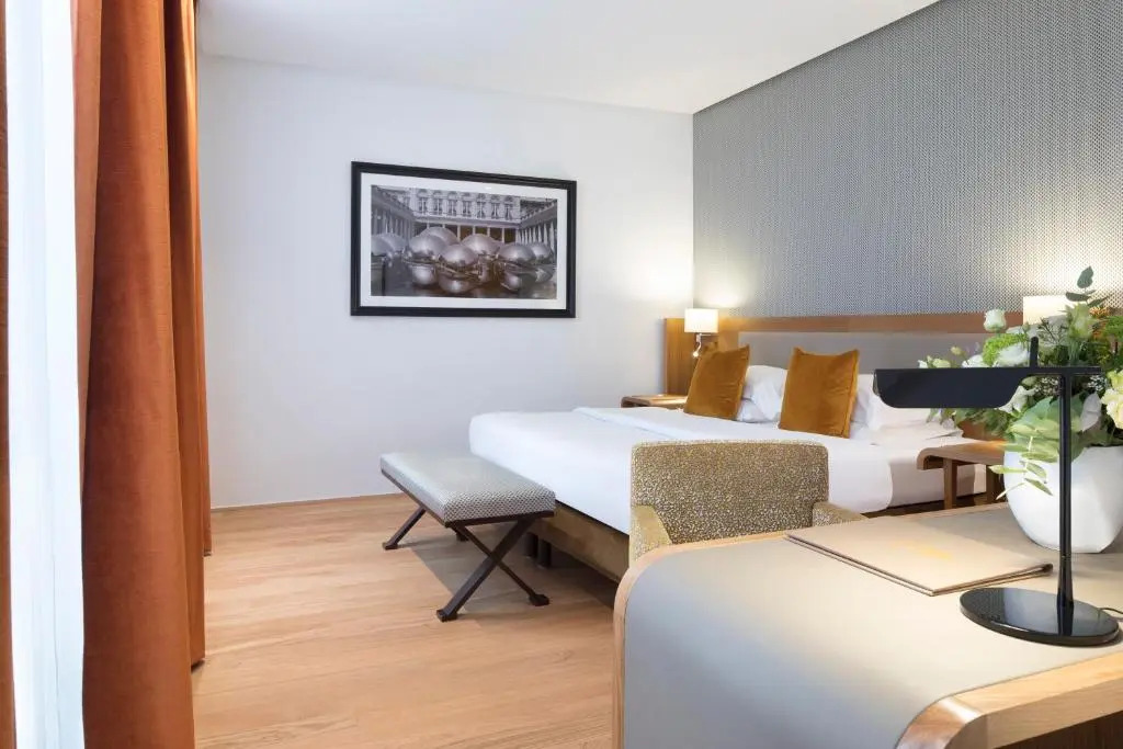 Hotel Le Six