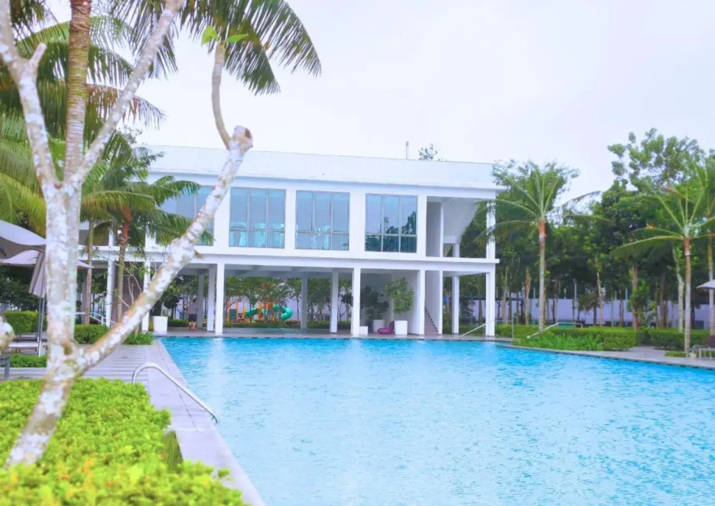 Amazing Pool View Staycation - Netflix n Sanitize6