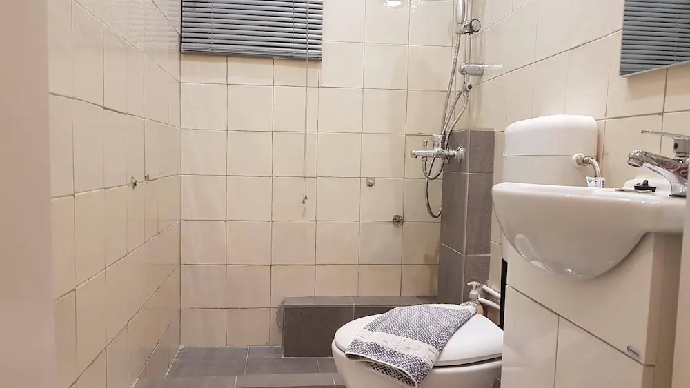 Erra - Carmine - Athens Center,150m²,6 BD,3 BATH