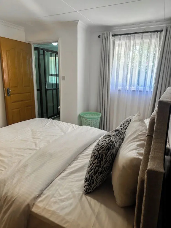 Lux Suites Greenpark Getaway Bungalows