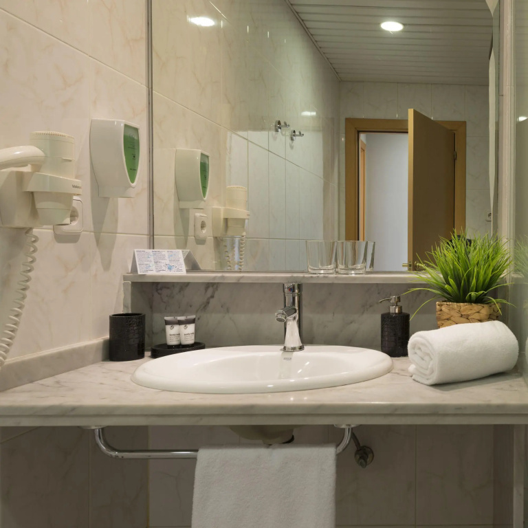 Alexandra Aparthotel BenstarHotelGroup
