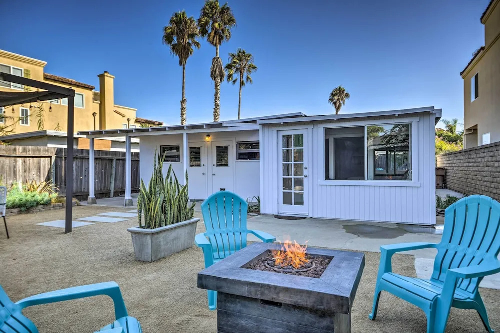 Remodeled Ventura Beach Home With Yard & Fire Pit!