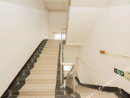 Zhengding changsheng hotel