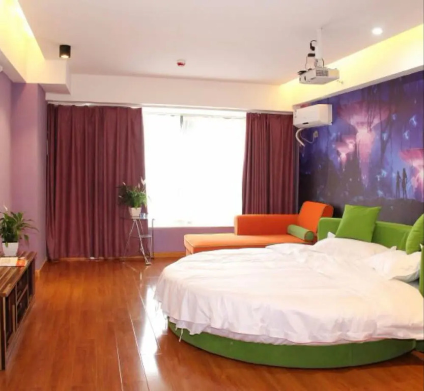 Luoyang Meining Hotel