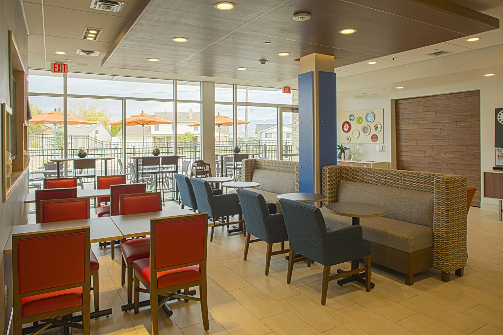 Holiday Inn Express & Suites Boise Airport by IHG