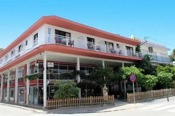 LIlla Hotel